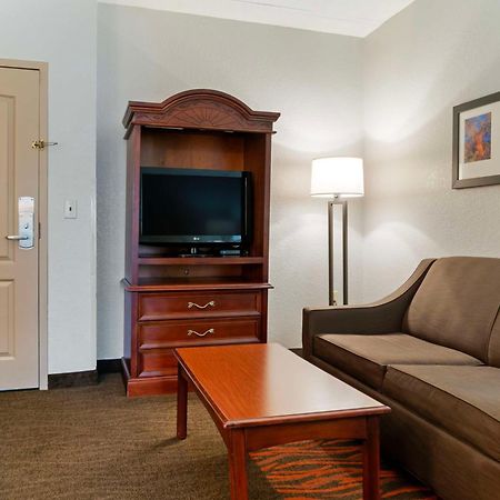 Best Western Executive Inn & Suites Гранд Рапидс Екстериор снимка