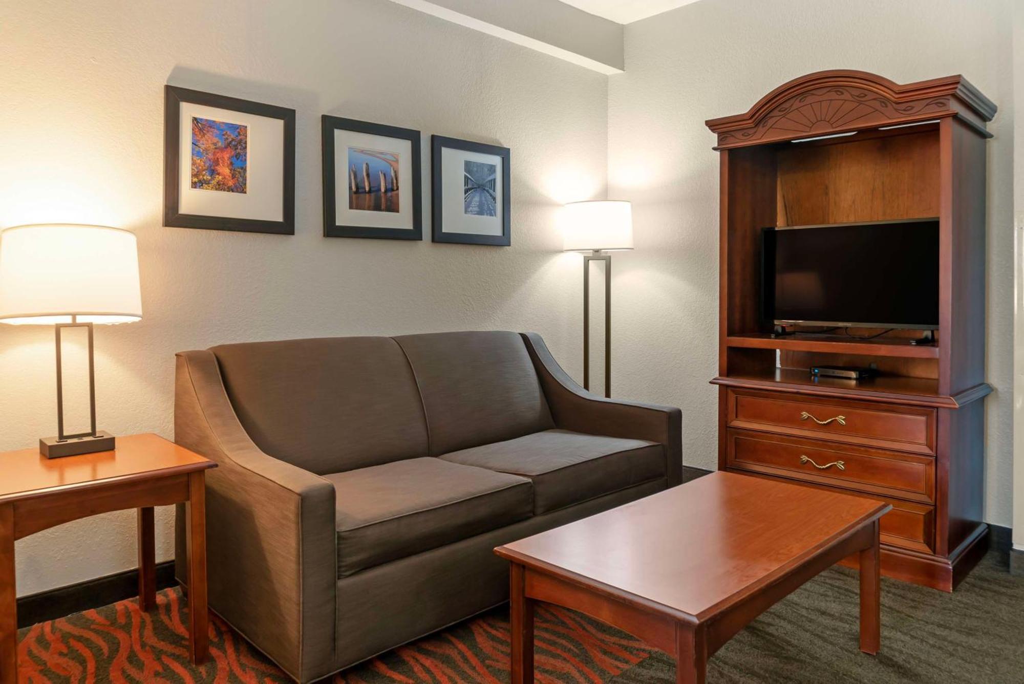Best Western Executive Inn & Suites Гранд Рапидс Екстериор снимка