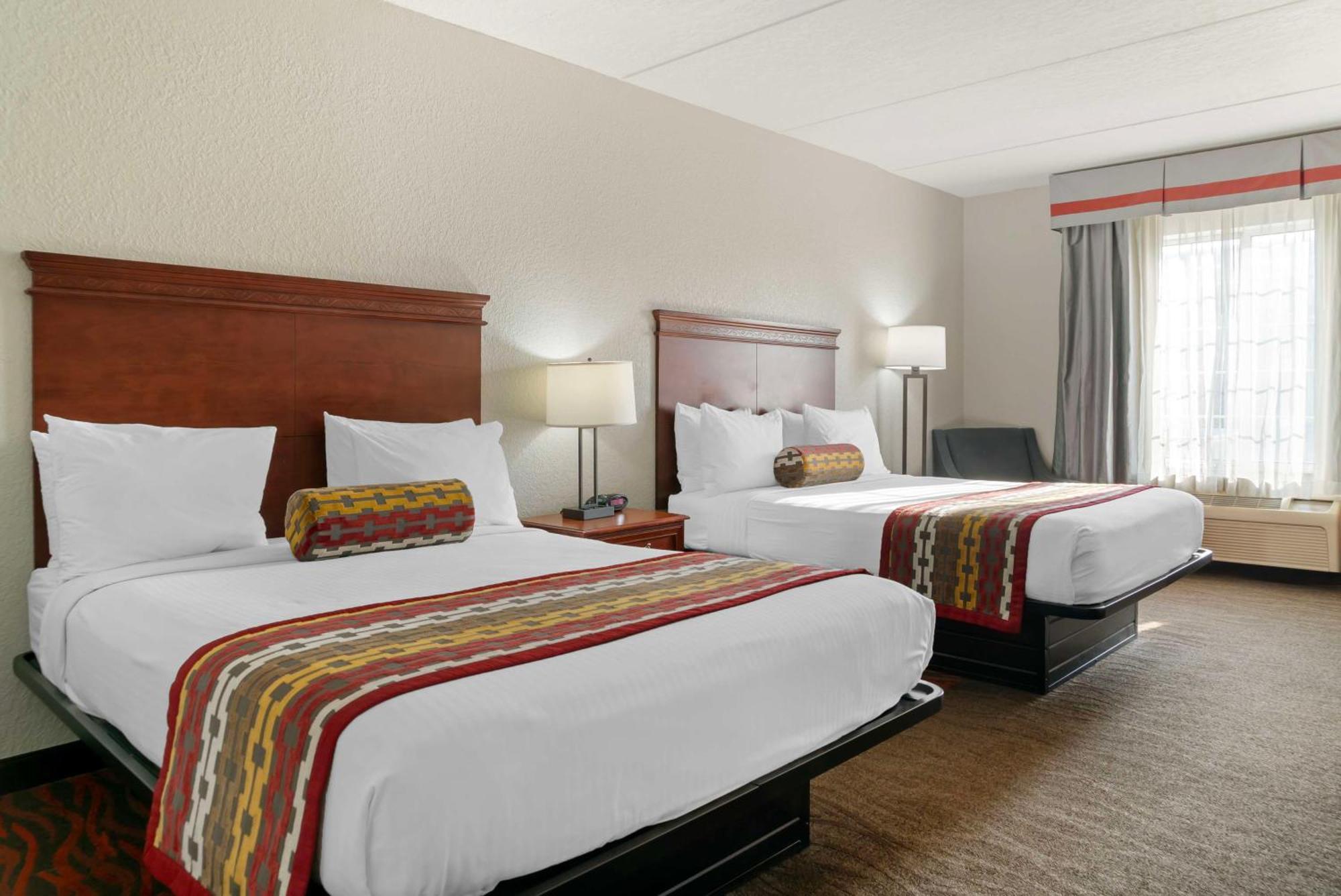 Best Western Executive Inn & Suites Гранд Рапидс Екстериор снимка