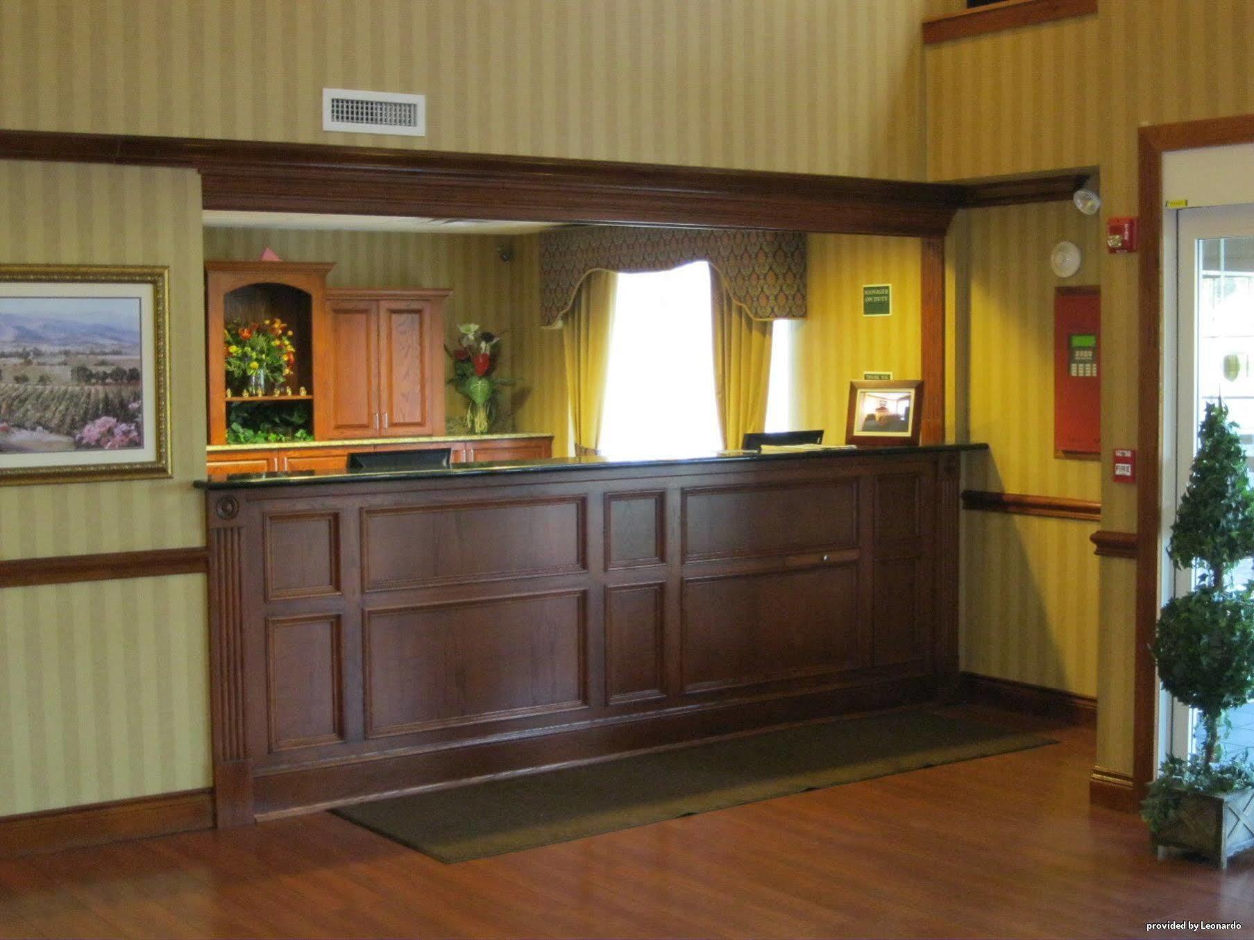 Best Western Executive Inn & Suites Гранд Рапидс Интериор снимка
