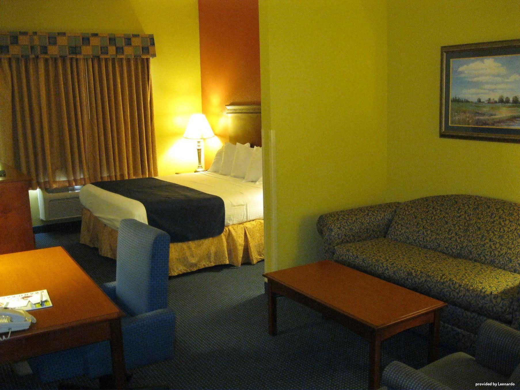 Best Western Executive Inn & Suites Гранд Рапидс Стая снимка