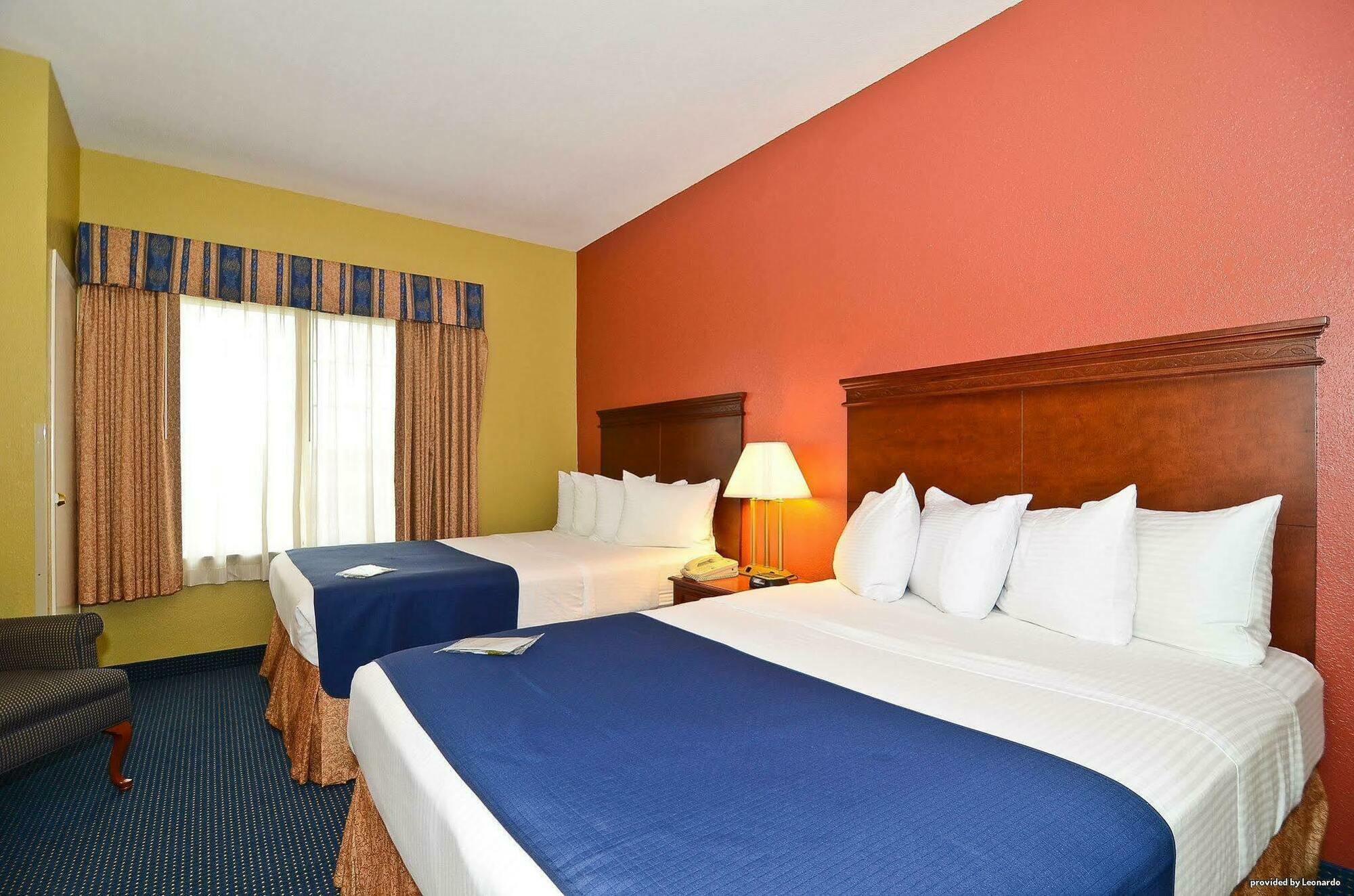 Best Western Executive Inn & Suites Гранд Рапидс Екстериор снимка